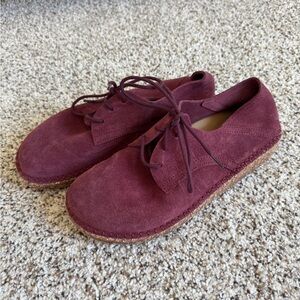 Birkenstock Gary Unisex Maroon Suede Shoe